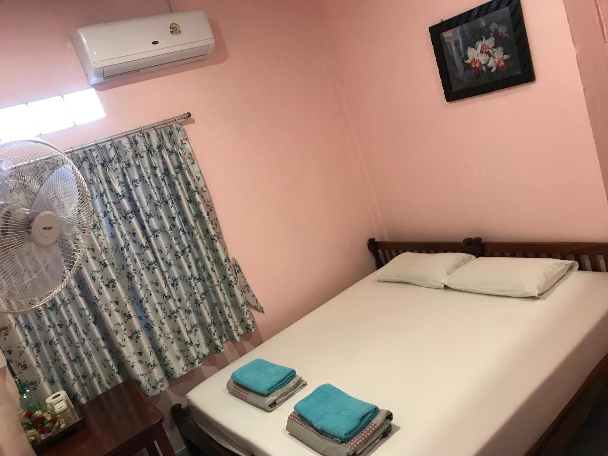 Vitoonguesthouse2Fanrooms & Aircondition Sukhothai Exteriör bild
