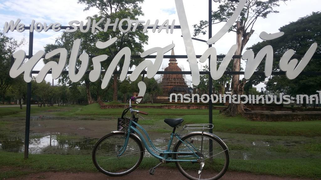 Vitoonguesthouse2Fanrooms & Aircondition Sukhothai Exteriör bild