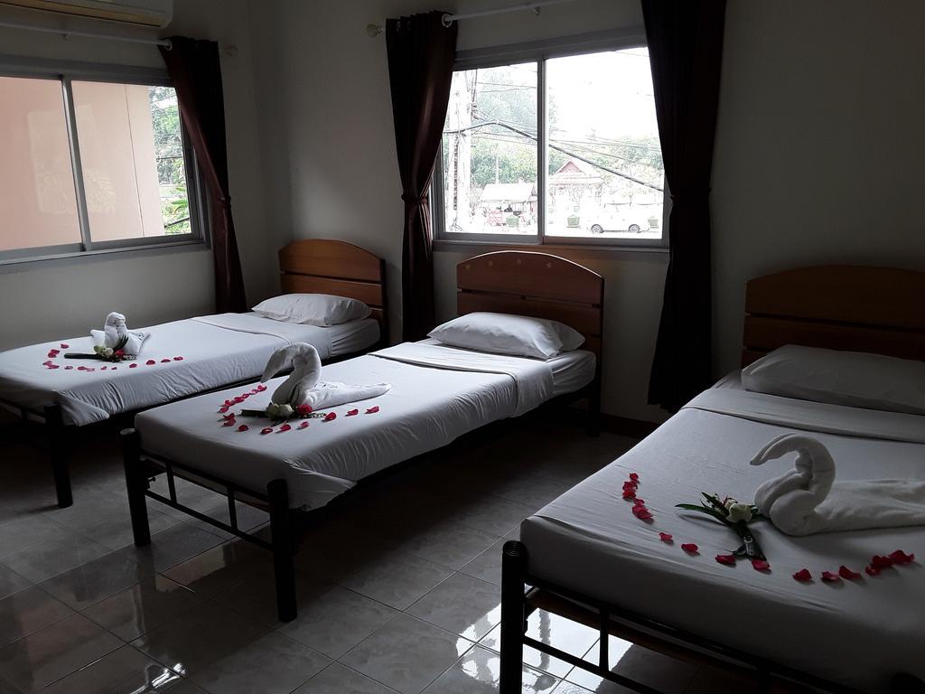Vitoonguesthouse2Fanrooms & Aircondition Sukhothai Exteriör bild