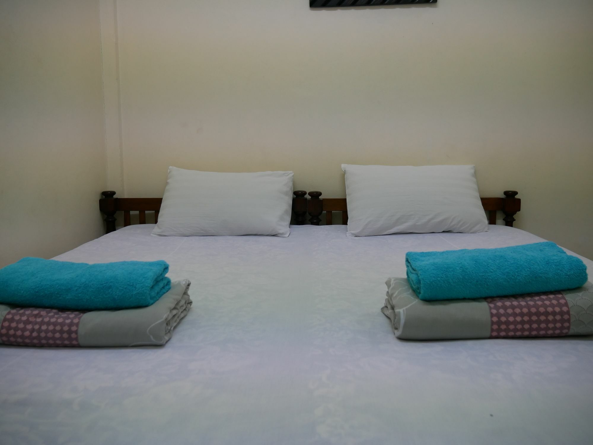 Vitoonguesthouse2Fanrooms & Aircondition Sukhothai Exteriör bild